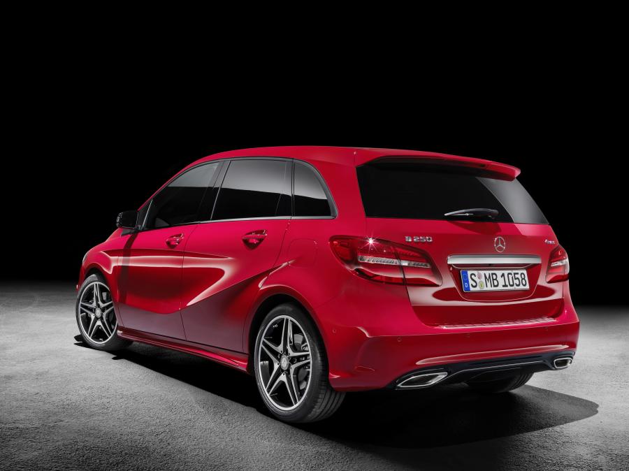  Mercedes-Benz B250 4Matic AMG Line 2014 года  (фото 17 из 30)